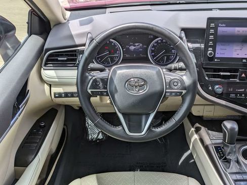 Used 2021 Toyota Camry XLE w/ Navigation Package FWD image 15