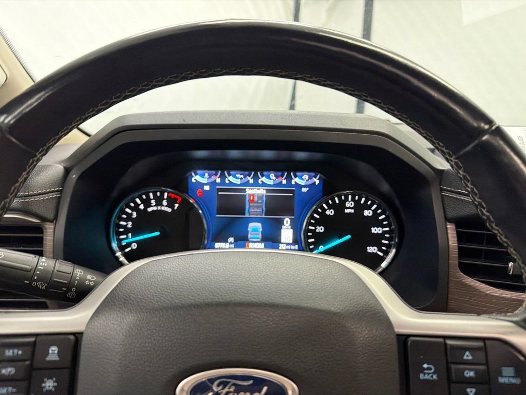Used 2024 Ford Expedition Limited RWD image 29
