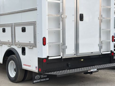 New 2026 Ford E-450 and Econoline 450 Super Duty w/ Power Equipment Group RWD image 7