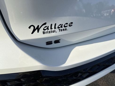 New 2026 Volkswagen Tiguan SE R-Line AWD/4WD image 7
