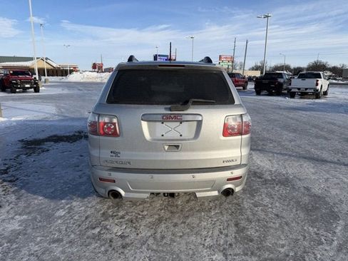 Used 2012 GMC Acadia Denali image 4