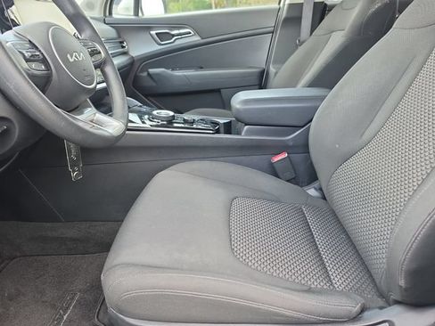 Certified 2023 Kia Sportage LX AWD/4WD image 14