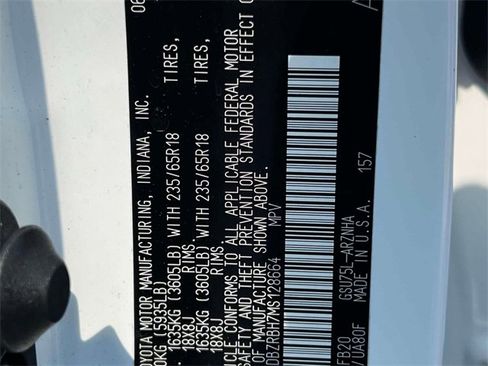 Certified 2021 Toyota Highlander LE image 25