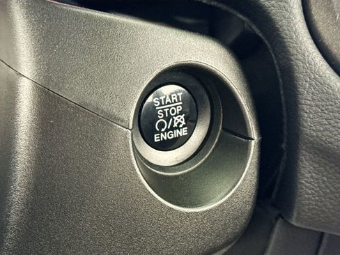 Used 2018 Jeep Compass Trailhawk w/ Leather Interior Group image 16