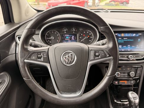 Used 2021 Buick Encore Preferred w/ Safety Package FWD image 16