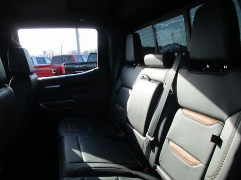 Used 2021 GMC Sierra 1500 AT4 w/ AT4 Premium Package image 20
