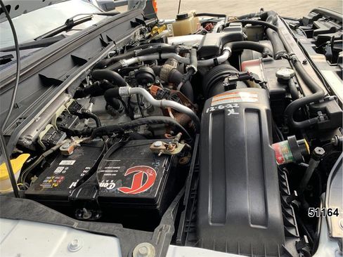 Used 2014 Ford F550 Regular Cab image 16