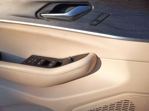 Certified 2024 Jeep Grand Cherokee Limited image 23