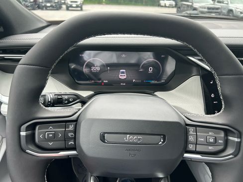 New 2026 Jeep Cherokee Limited AWD/4WD image 14
