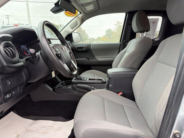Used 2023 Toyota Tacoma SR RWD image 12