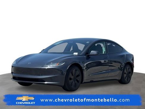 Used 2025 Tesla Model 3 Long Range RWD image 1