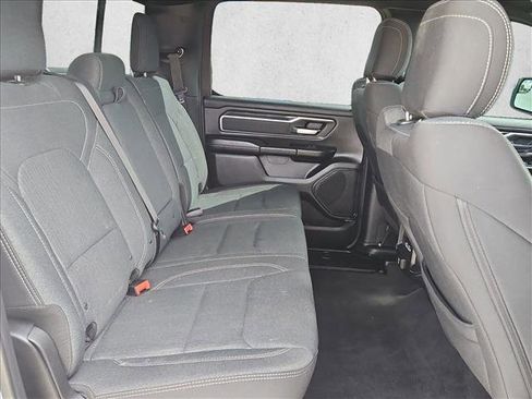 Used 2019 RAM 1500 Big Horn AWD/4WD image 18