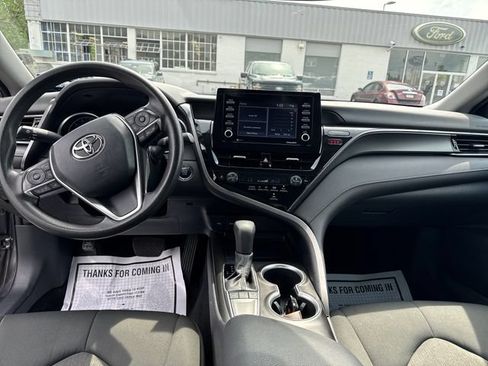 Used 2023 Toyota Camry LE w/ Convenience Package FWD image 13