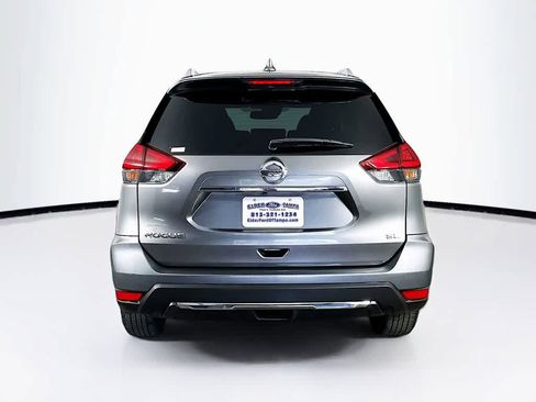 Used 2018 Nissan Rogue SL w/ Premium Package FWD image 5