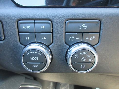 New 2026 GMC Sierra 2500 SLE w/ SLE Value Package; image 17