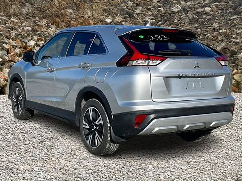 Used 2023 Mitsubishi Eclipse Cross SE image 11