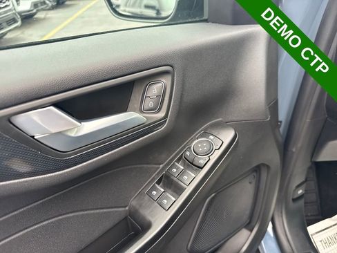 Used 2025 Ford Escape ST-Line Select image 24