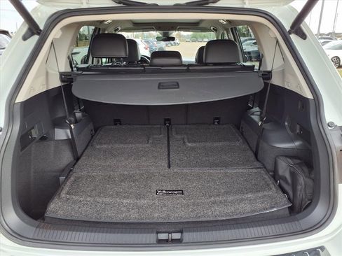 Used 2021 Volkswagen Tiguan SEL image 22