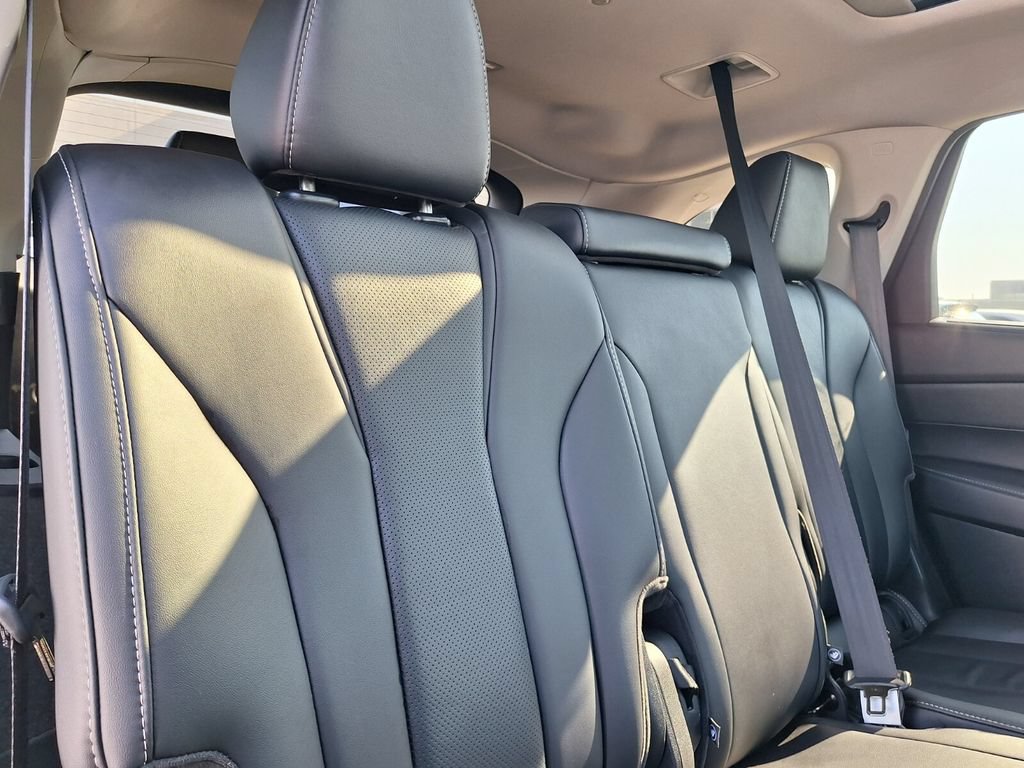 Certified 2024 Acura MDX w/ Technology Package FWD image 31