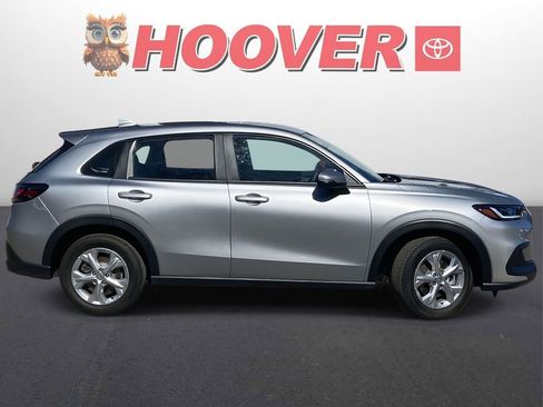 Used 2025 Honda HR-V LX image 2