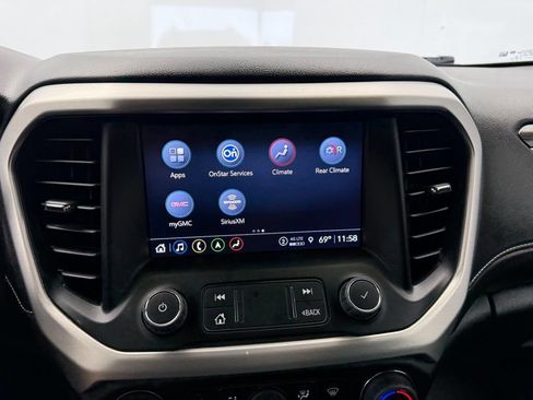 Used 2023 GMC Acadia SLT FWD image 51