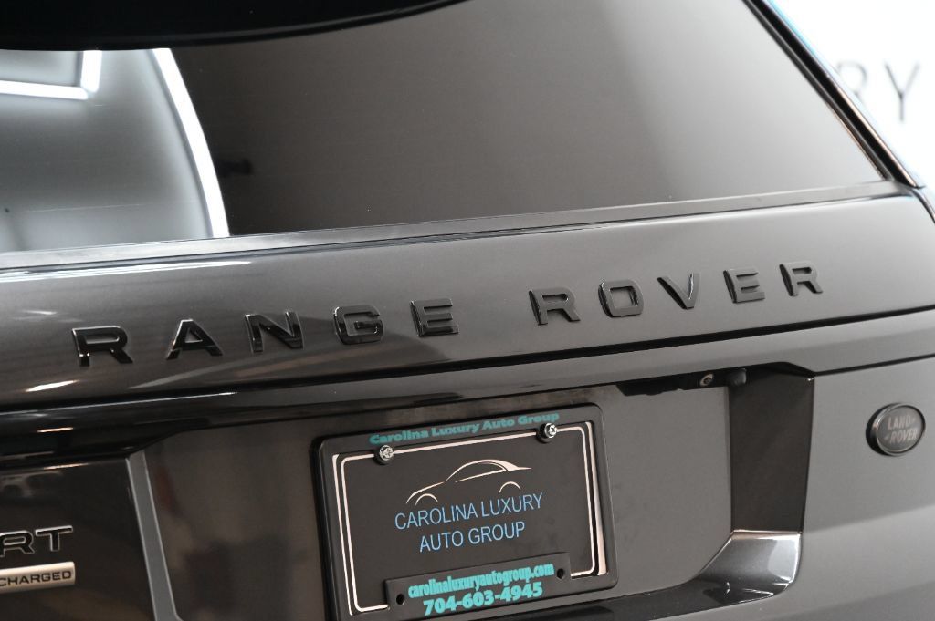 Used 2019 Land Rover Range Rover Sport Supercharged AWD/4WD image 15
