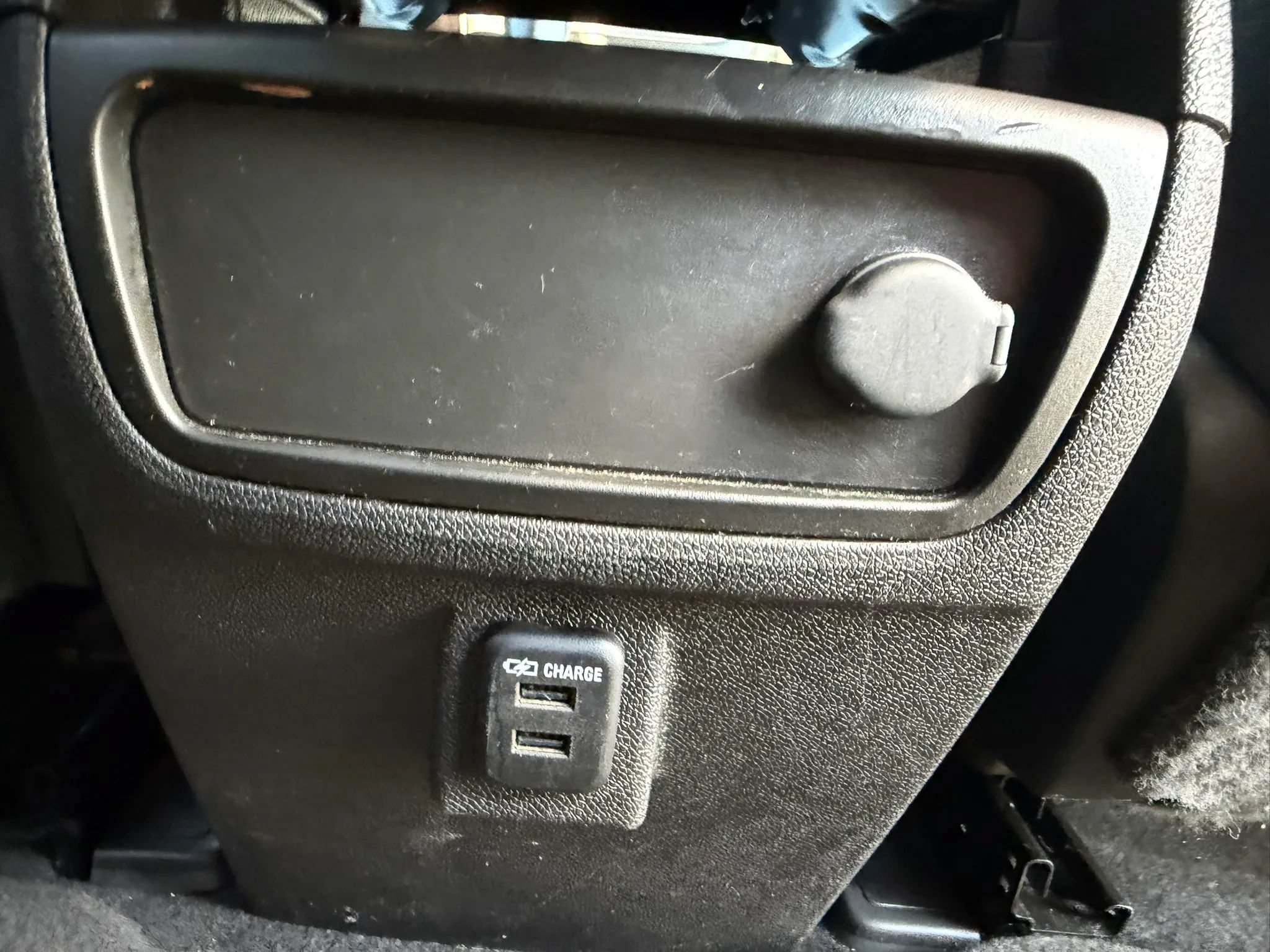Used 2015 GMC Acadia SLE FWD image 37