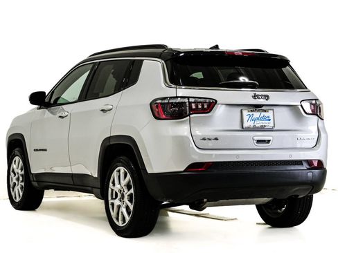 Used 2025 Jeep Compass Limited AWD/4WD image 8