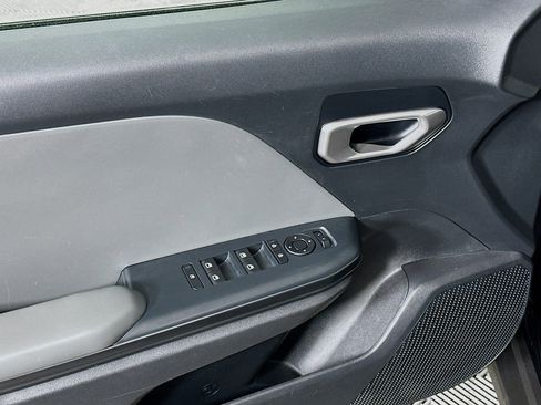 Used 2025 Kia K4 LXS image 15