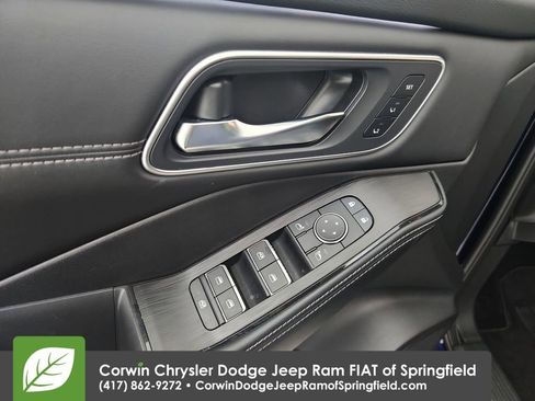 Used 2026 Nissan Rogue Platinum w/ Platinum Premium Package AWD/4WD image 21