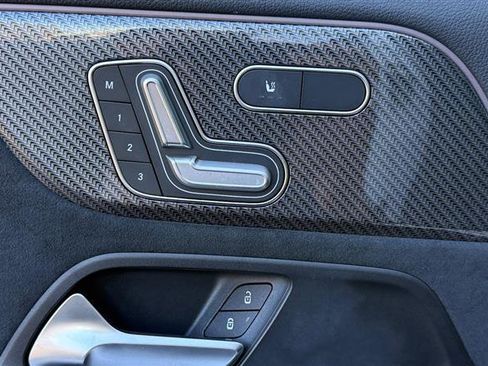 Used 2023 Mercedes-Benz GLA 35 AMG 4MATIC image 16