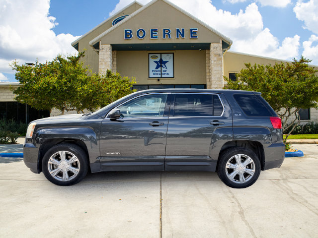 Used 2017 GMC Terrain SLE FWD image 2
