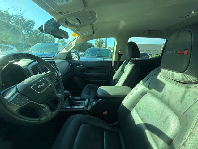 Used 2022 GMC Canyon AT4 w/ Trailering Package AWD/4WD image 3