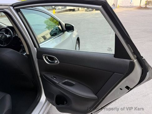 Used 2019 Nissan Sentra SV image 10