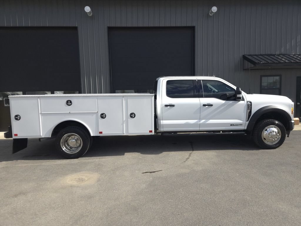 Used 2024 Ford F550 4x4 Crew Cab Super Duty w/ XLT Value Package image 5