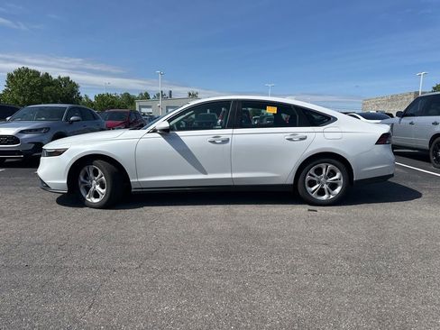 Used 2025 Honda Accord LX image 6
