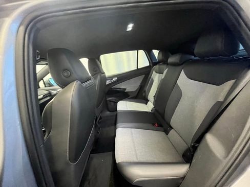 Used 2023 Volkswagen ID.4 Pro image 21
