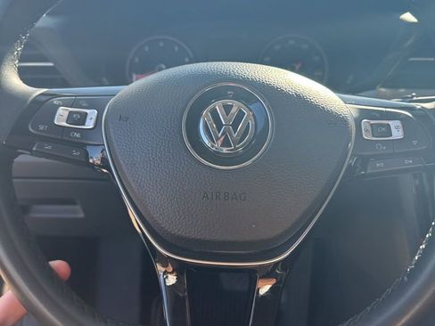 Used 2021 Volkswagen Passat 2.0T SE image 8