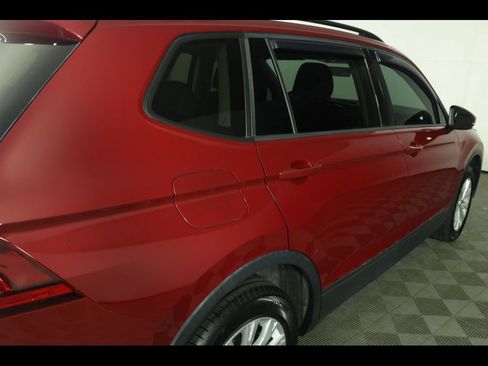 Used 2018 Volkswagen Tiguan S AWD/4WD image 18
