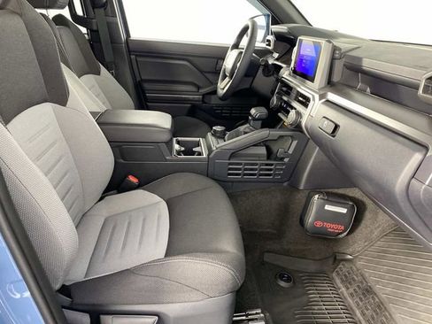 Used 2025 Toyota 4Runner TRD Off-Road AWD/4WD image 11