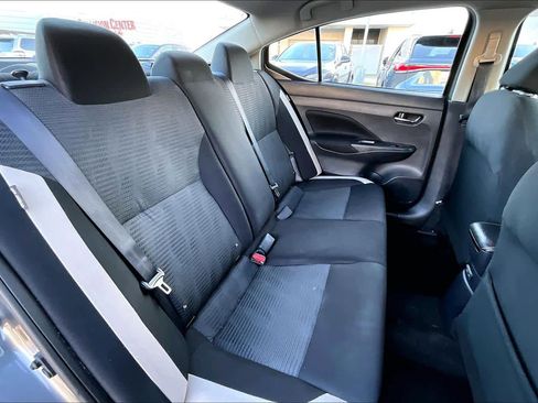 Used 2022 Nissan Versa SV w/ Electronics Package image 20