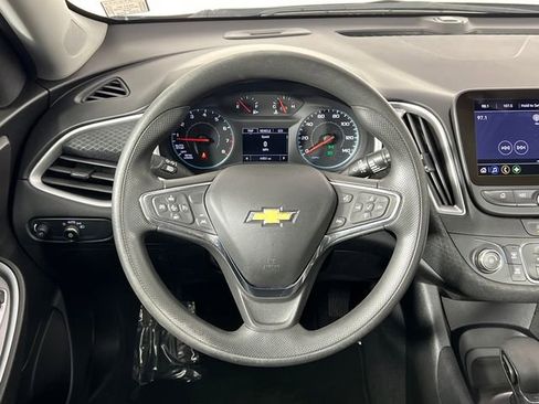 Used 2024 Chevrolet Malibu LS image 7
