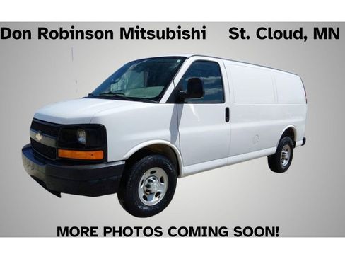 Used 2015 Chevrolet Express 2500 RWD image 1