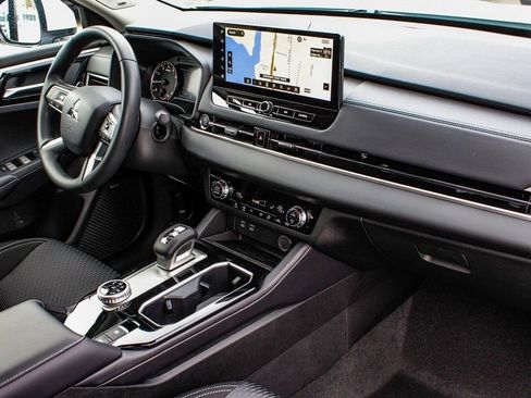 New 2026 Mitsubishi Outlander ES AWD/4WD image 43