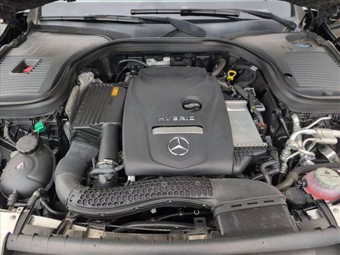 Used 2019 Mercedes-Benz GLC 350e 4MATIC image 25
