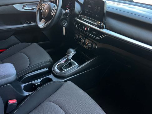 Used 2023 Kia Forte LXS FWD image 17