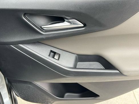 New 2026 Chevrolet Equinox LT w/ Convenience Package II image 18