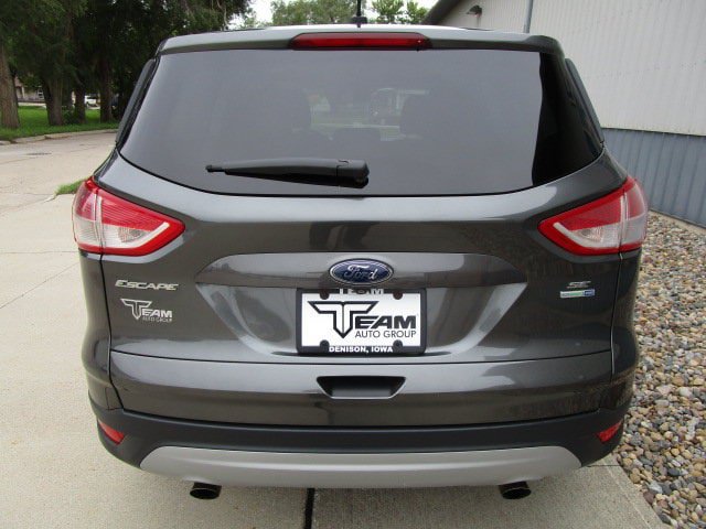 Used 2016 Ford Escape SE w/ SE Cold Weather Package AWD/4WD image 6