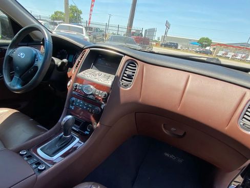 Used 2016 INFINITI QX50 AWD w/ Technology Package image 12