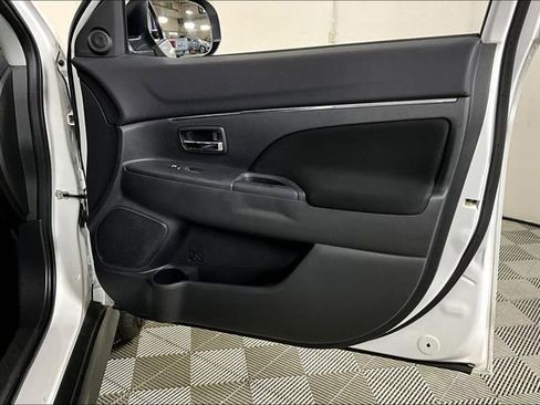 Used 2019 Mitsubishi Outlander Sport SE image 24